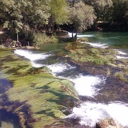 Guest House Green River Ljubuški 外观 照片