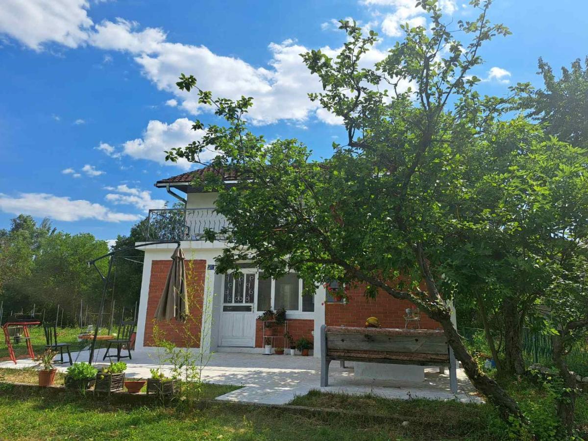 Guest House Green River Ljubuški 外观 照片