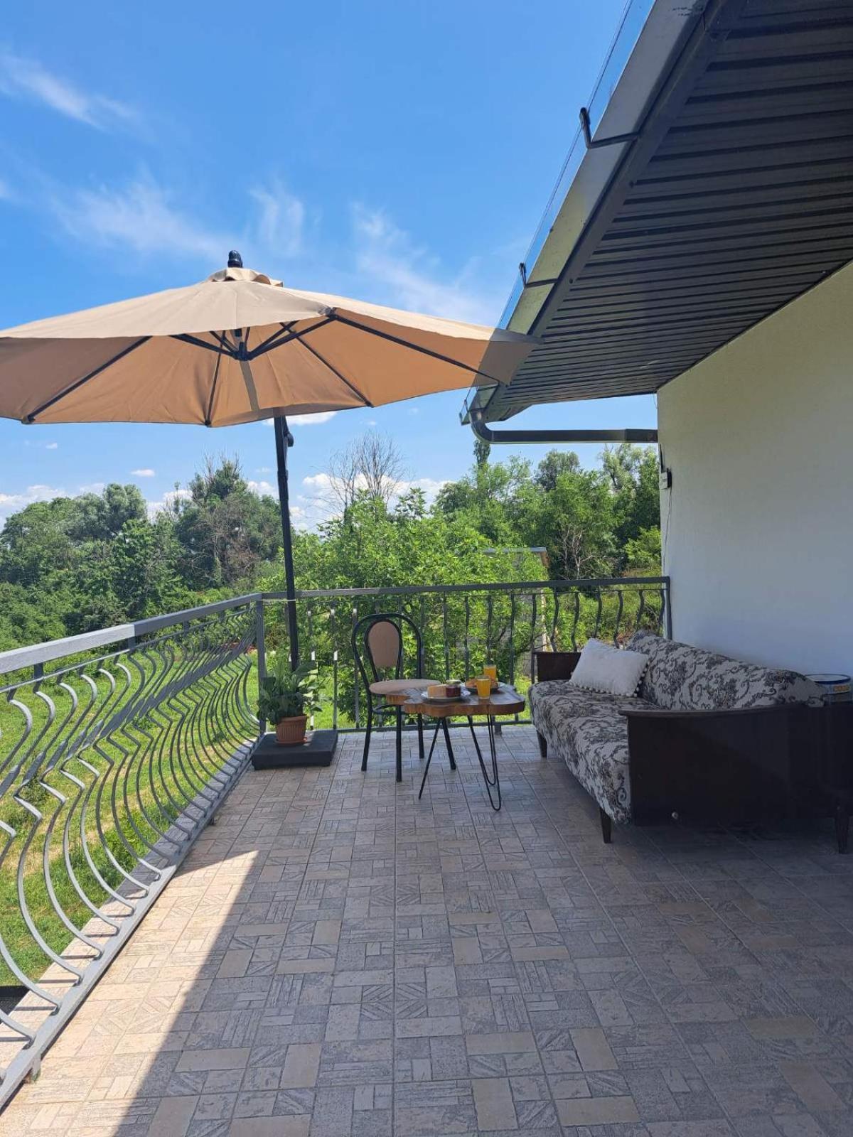 Guest House Green River Ljubuški 外观 照片